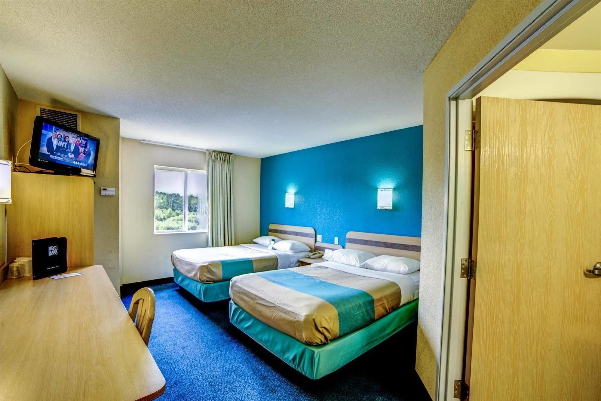 Motel 6-Huntsville, On Exterior photo