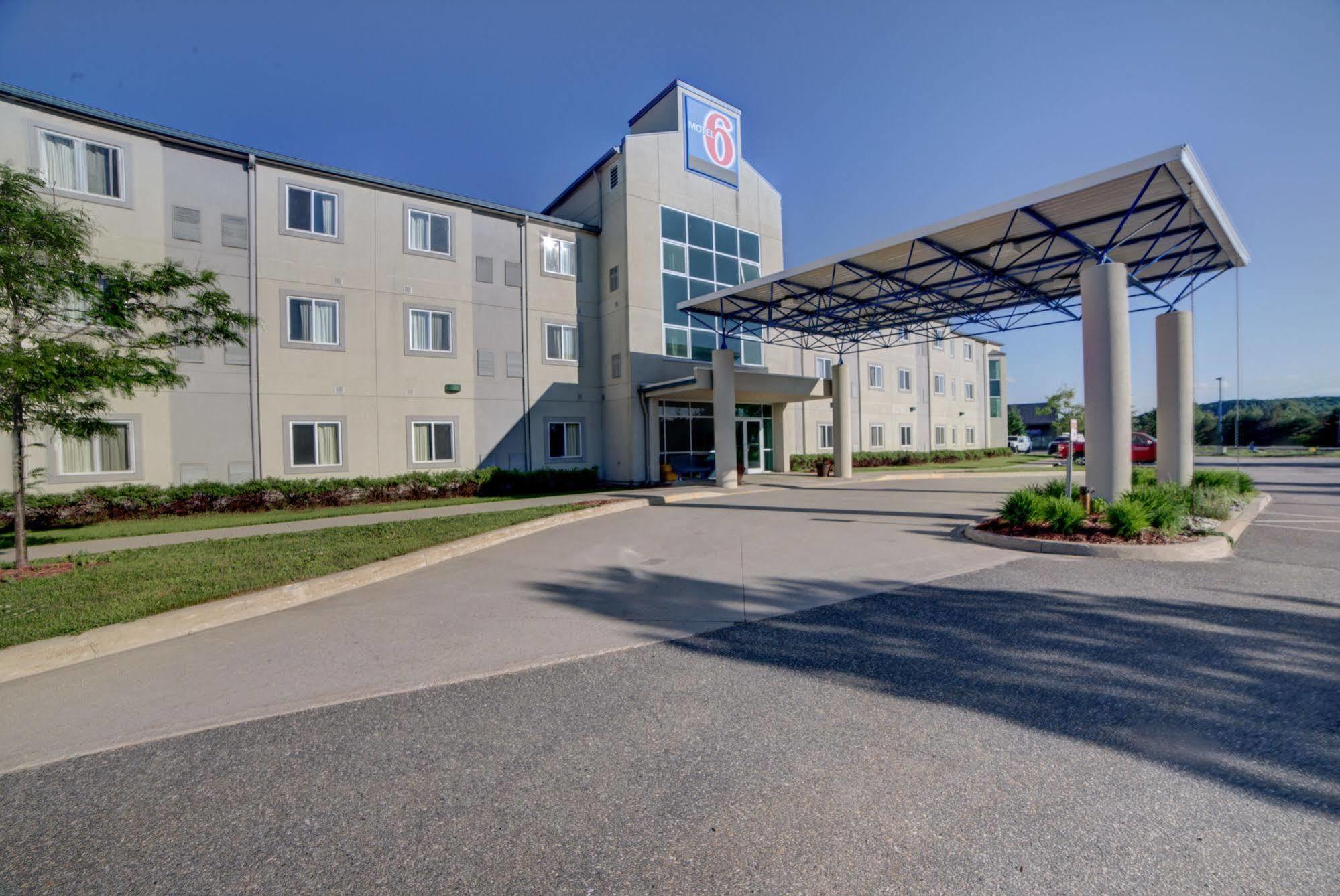 Motel 6-Huntsville, On Exterior photo
